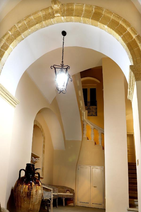 Palazzo Castiglione Bed and Breakfast Gallipoli Εξωτερικό φωτογραφία