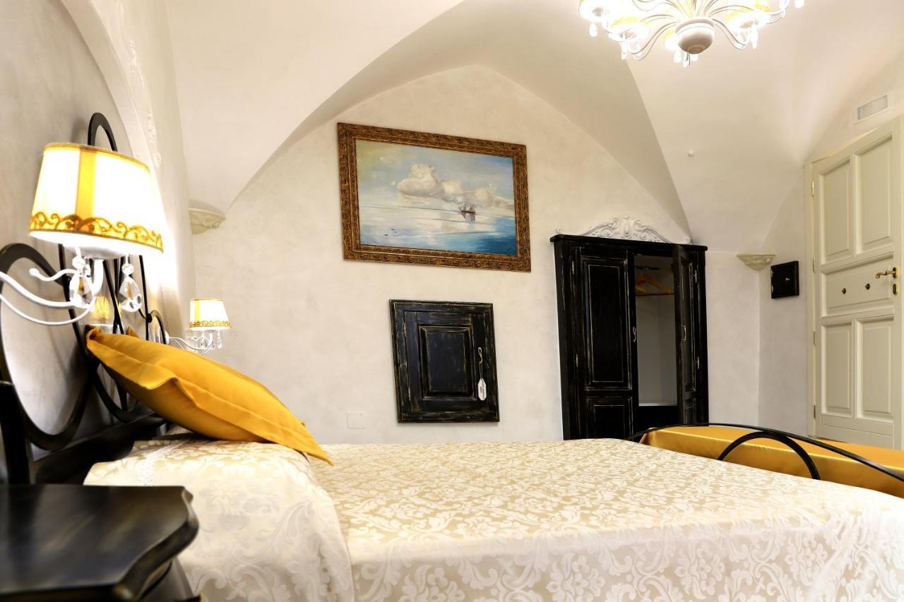 Palazzo Castiglione Bed and Breakfast Gallipoli Εξωτερικό φωτογραφία